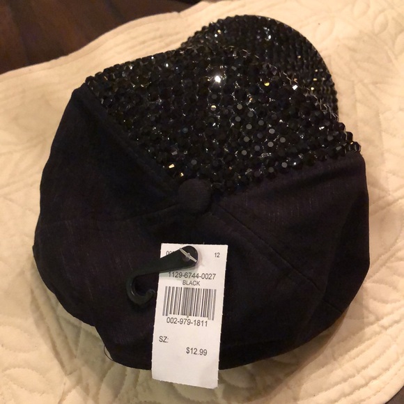 🧢Sparkle Faceted Black Acrylic Stones front, pain back, snap close extender. - Picture 2 of 9